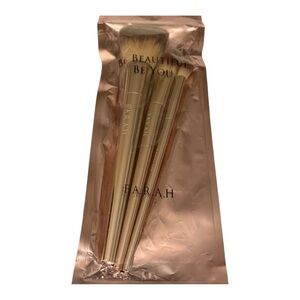Farah Rendezvous
Makeup Brush Set